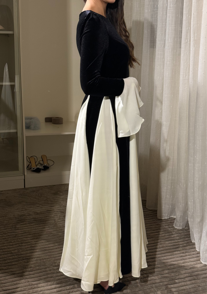 Flare Elegance in Monochrome Maxi Dress