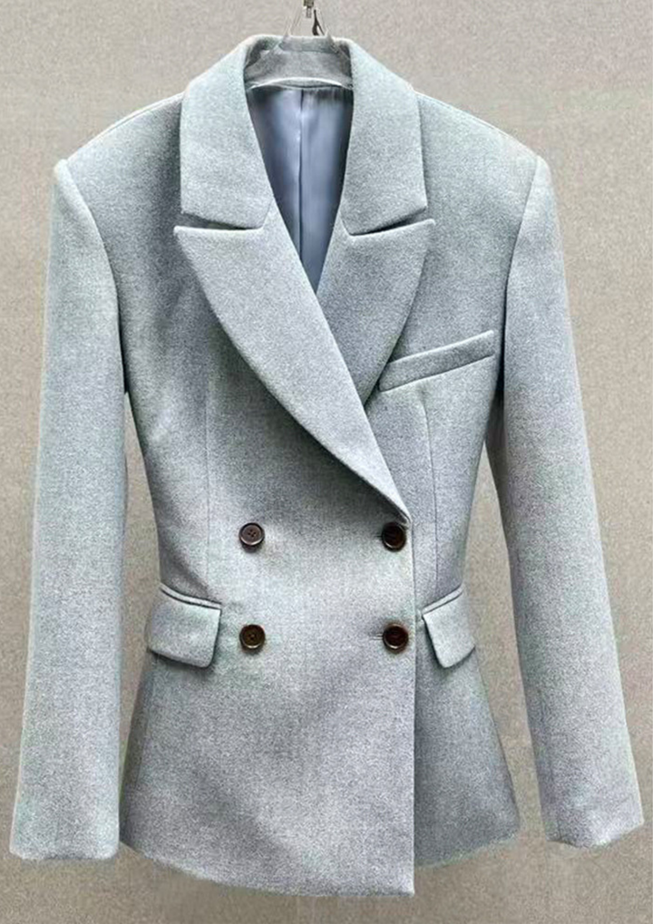 Chic Sculpted Wool Blazer