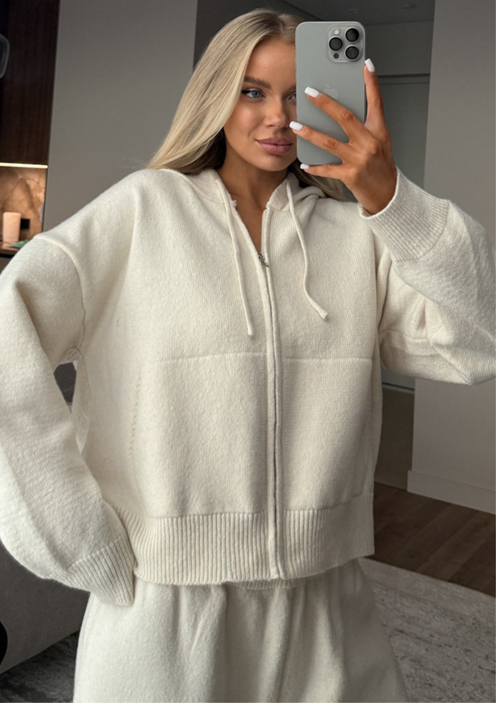 Mila Cozy Zip-Up Knit Set