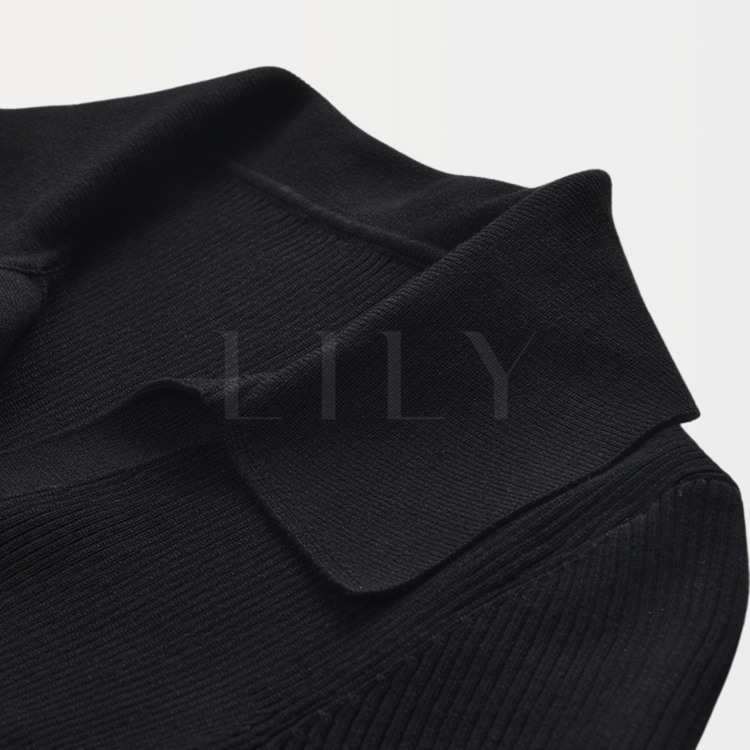 Noir Buttoned Crop Top